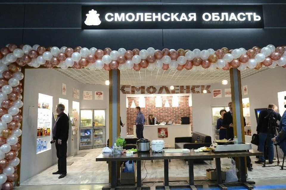 На территории агрокластера «Фуд Сити» открыли павильон с продукцией Смоленской области. ФОТО: admin-smolensk.ru