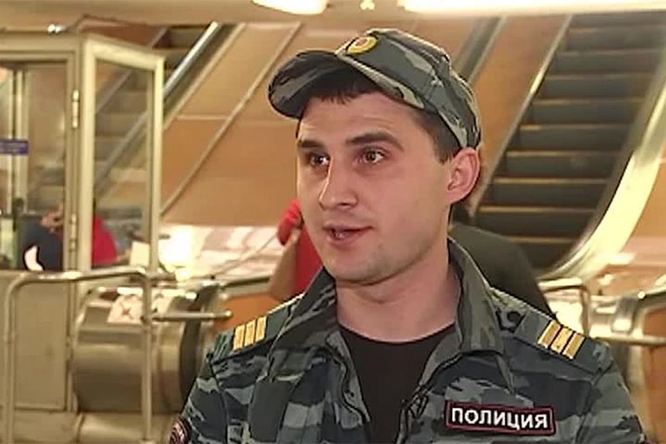 Свой героический поступок полицейский Денис Садков совершил 6 апреля 2017-го года