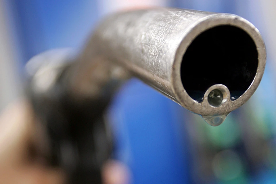 Эксперты Bloomberg посчитали, что жители США тратят 1,6% своего дневного заработка на бензин