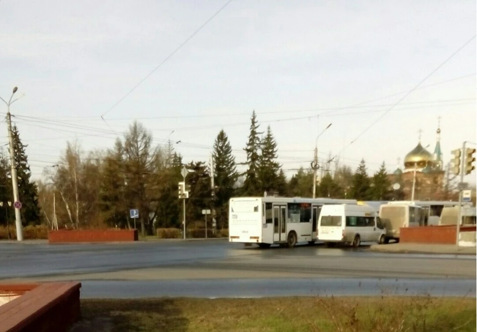 К приезду премьер-министра в центре Омска помыли дороги