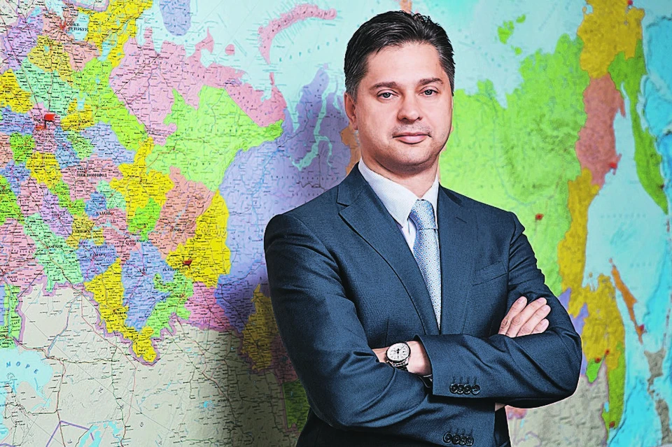 Александр Парамонов, советник председателя правления - директор банка по розничному бизнесу Азиатско-Тихоокеанского банка.