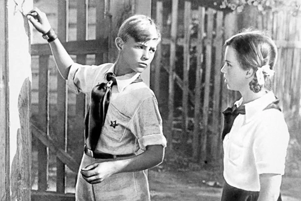 На фильме "Тимур и его команда" выросло не одно поколения советских детей.