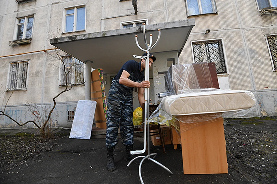 Массовое переселение будет лет через десять, оно станет волнами нарастать, но основная масса будет от 8, 10 до 12 лет