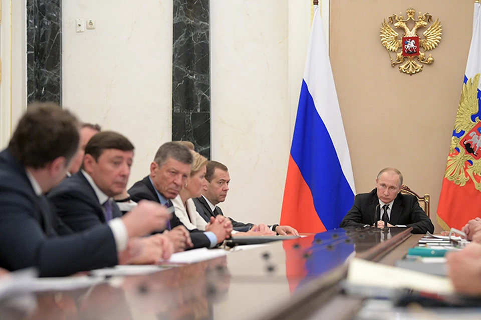 Владимир Путин потребовал навести порядок в Балашихе и устранить свалку. Фото: Алексей Дружинин/ТАСС
