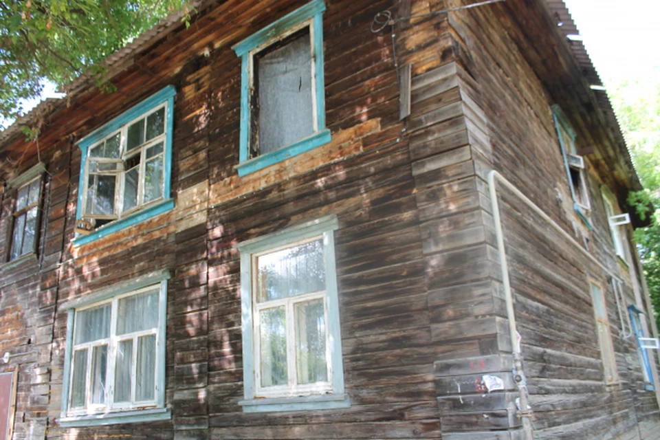 Погода в бараках. Барак поселок Морозова. Ижевск Машиностроитель бараки. Поселок Машиностроителей Ижевск. Барачный поселок.