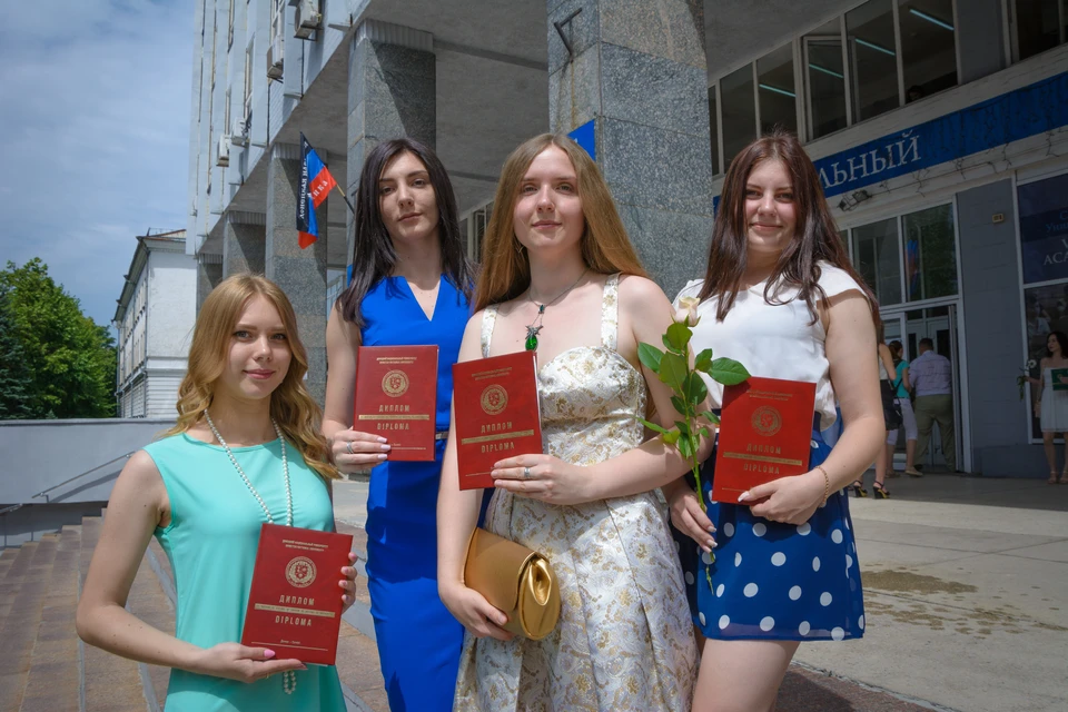 Борьба давно уже идет не за ресурсы, а за умы. Фото: ВКонтакте