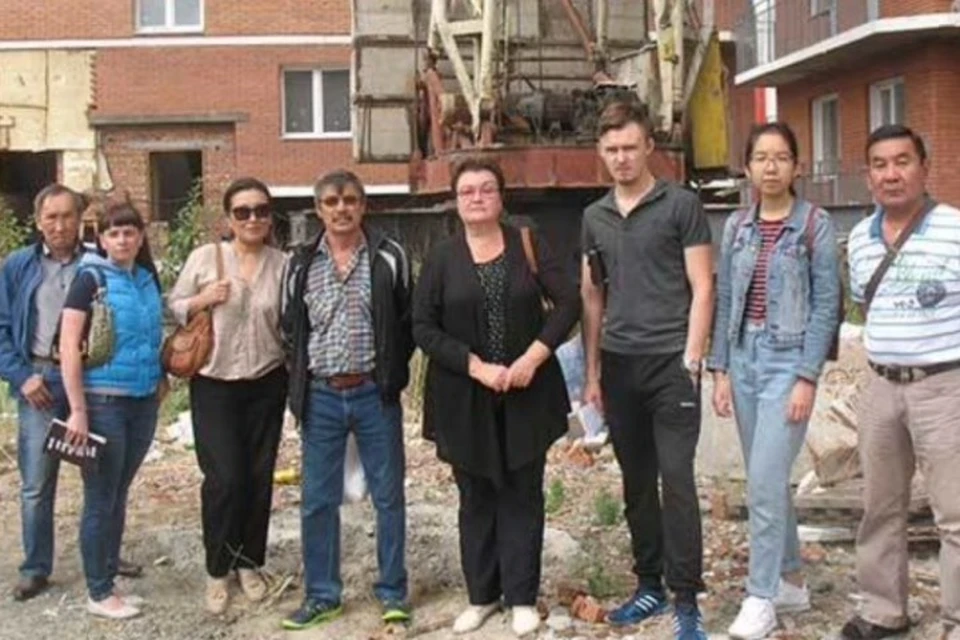 В Улан-Удэ обманутые дольщики сами достроили дом