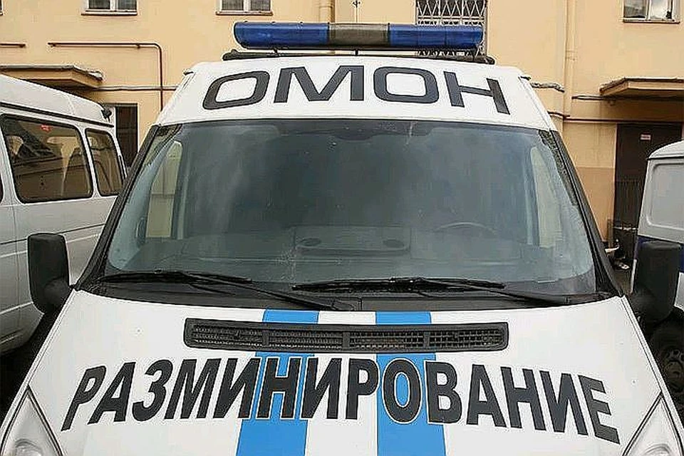 в Махачкале эвакуируют школьников и студентов из-за угрозы взрыва