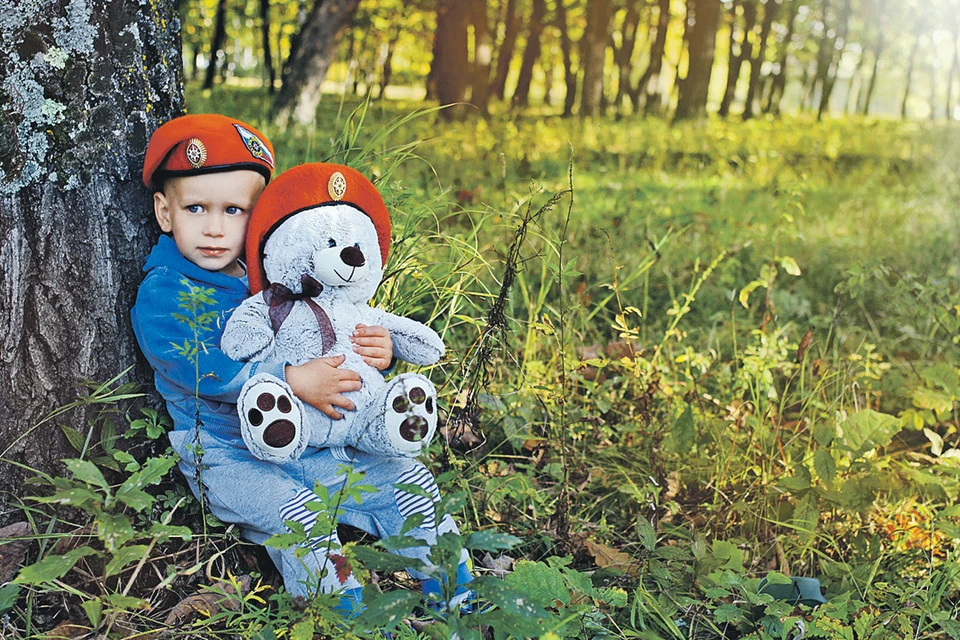 Сашенька Шишин, 2 года, сын начальника ФГКУ «Амурский СЦ МЧС России» Алексея Шишина. Фото: Анастасия ШИШИНА
