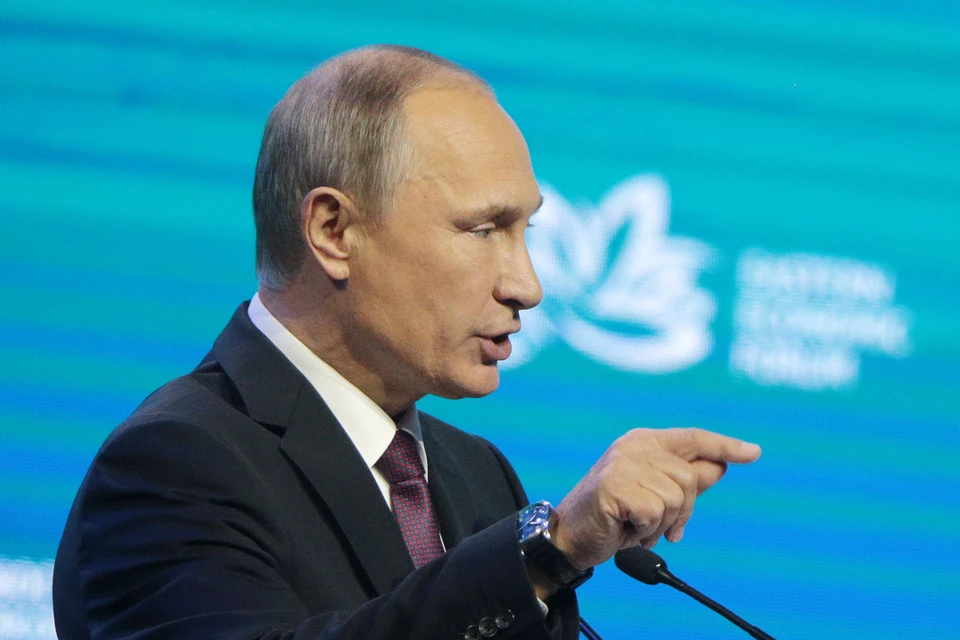 Владимир Путин дал поручение разработать программу по подготовке кадров на Дальнем Востоке. Фото: minvr.ru
