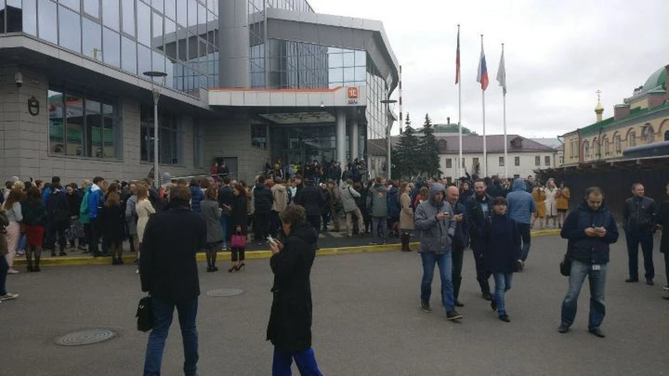 Эвакуация прошла и в казанском IT-парке. Фото: очевидцев.
