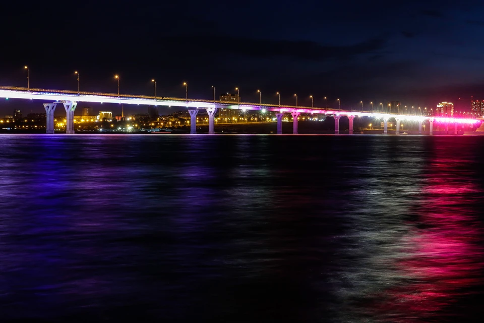 Мост и Волга будут переливаться разными цветами в честь праздника.