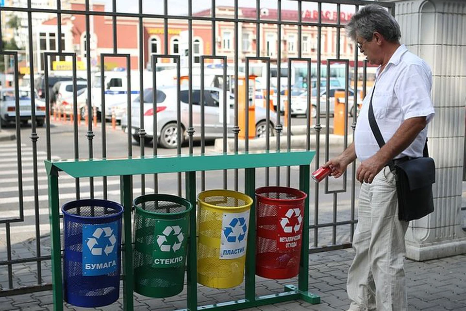 В Год экологии удалось добиться успехов в том числе и в решении проблемы раздельного сбора мусора.