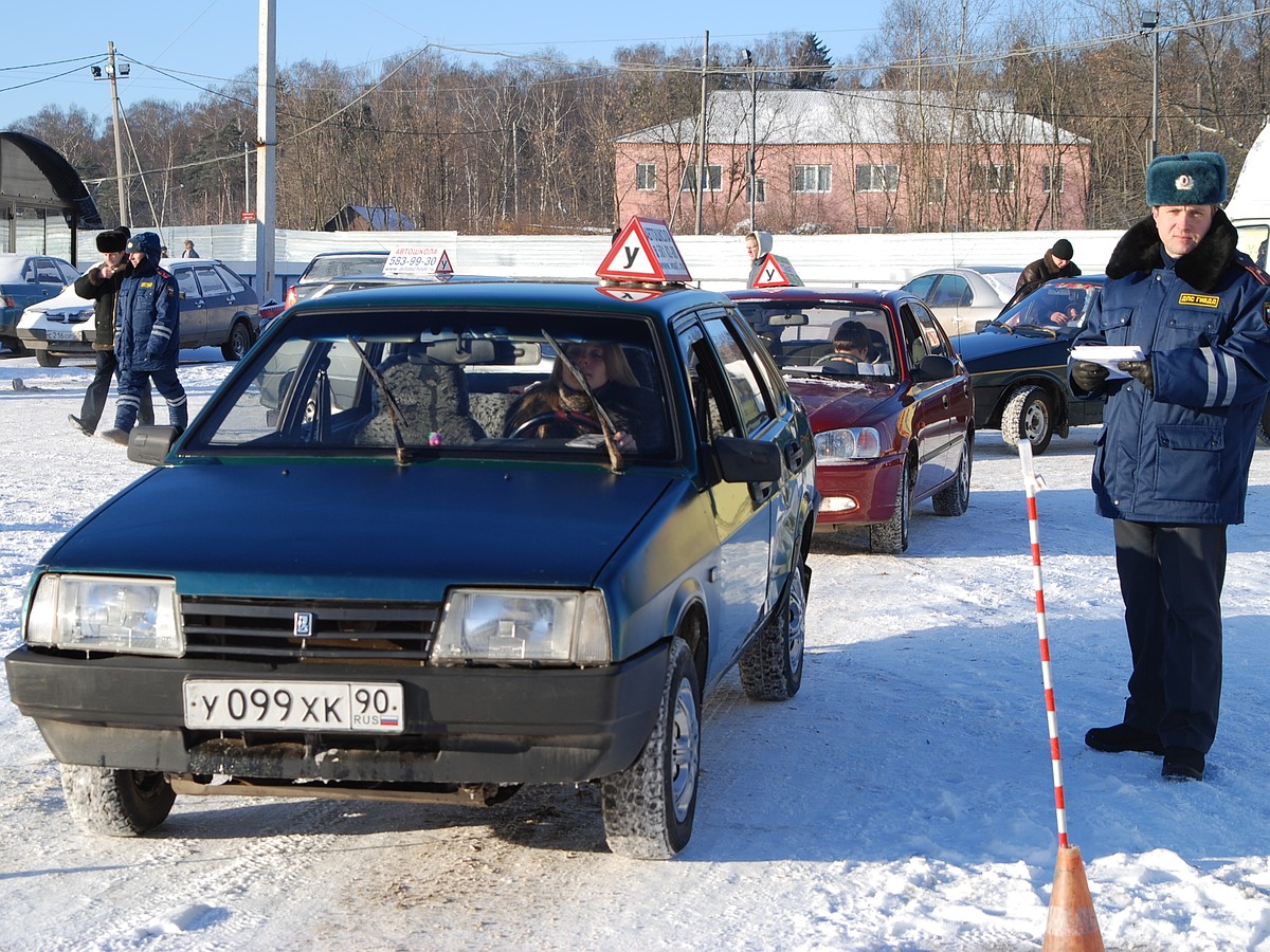 В каких автошколах Рязани готовят лучших теоретиков, а в каких – практиков?  - KP.RU