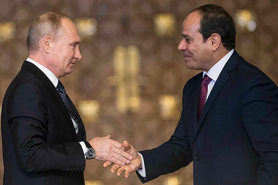 Президент РФ Владимир Путин 11 декабря посетил Каир и встретился со своим египетским коллегой Абдельфаттахом ас-Сиси