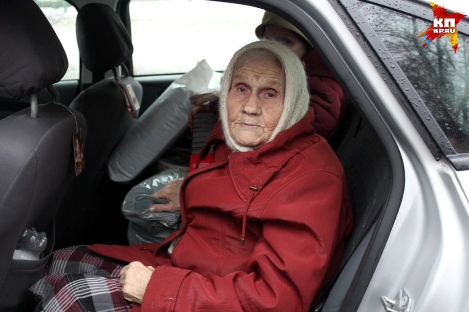 Чтобы вернуть зрение, бабушке Лене, спасавшей пострадавших при взрыве «Невского экспресса», придется ехать в Москву.