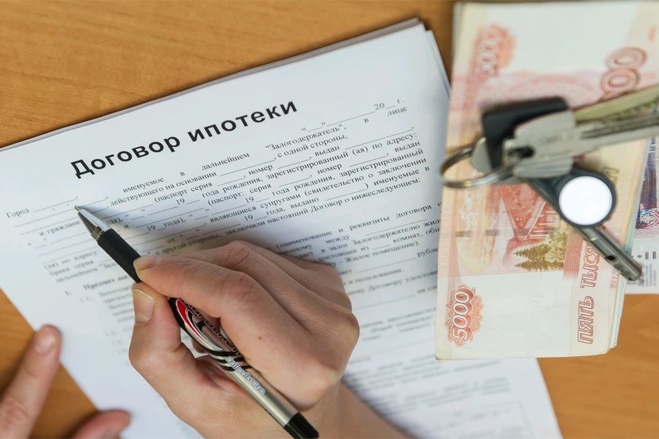 Центробанк обеспокоен ростом числа кредитов с небольшим первоначальным взносом — меньше 20% от стоимости будущей квартиры.