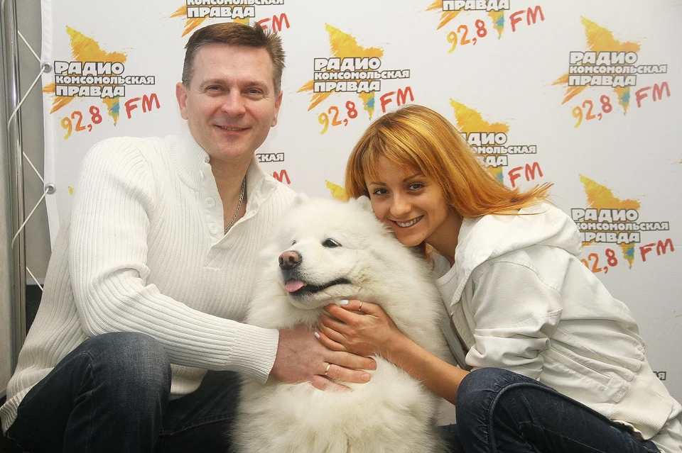 Воздушные гимнасты Сергей и Тамара Морозовы с псом по кличке Норд