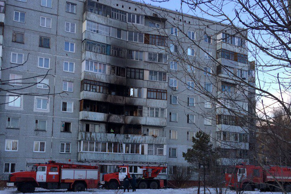 При взрыве пострадали 3 человека и сгорели несколько квартир