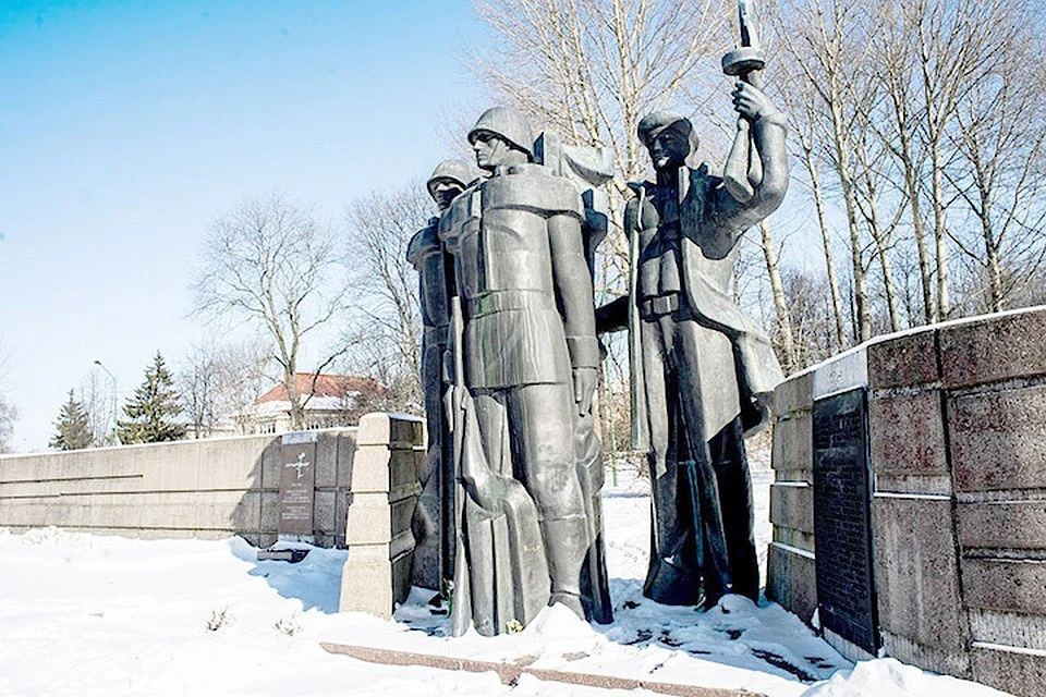 Делегация из Литвы посетит форум по защите памятников Красной армии. Фото: с сайта facebook.com