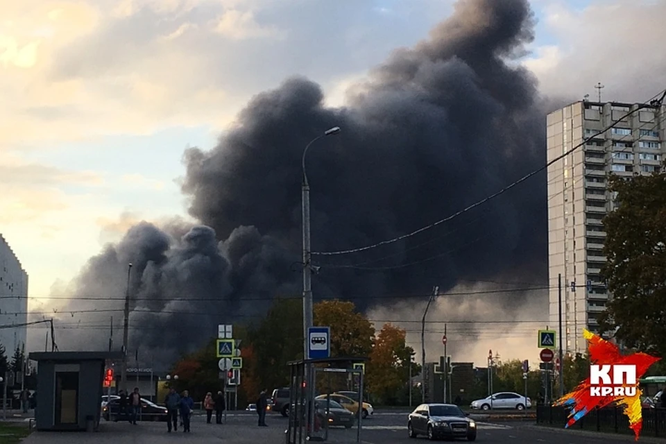 Пожар на рынке «Синдика», Москва