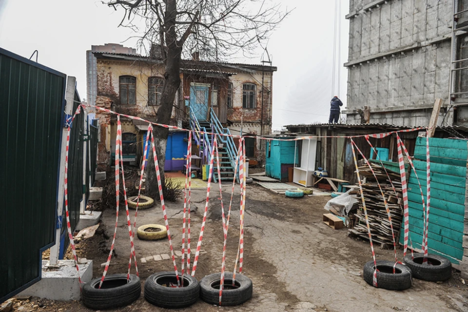 Дом преткновения: Хабаровские пенсионеры оценили две свои квартиры в 70 миллионов рублей