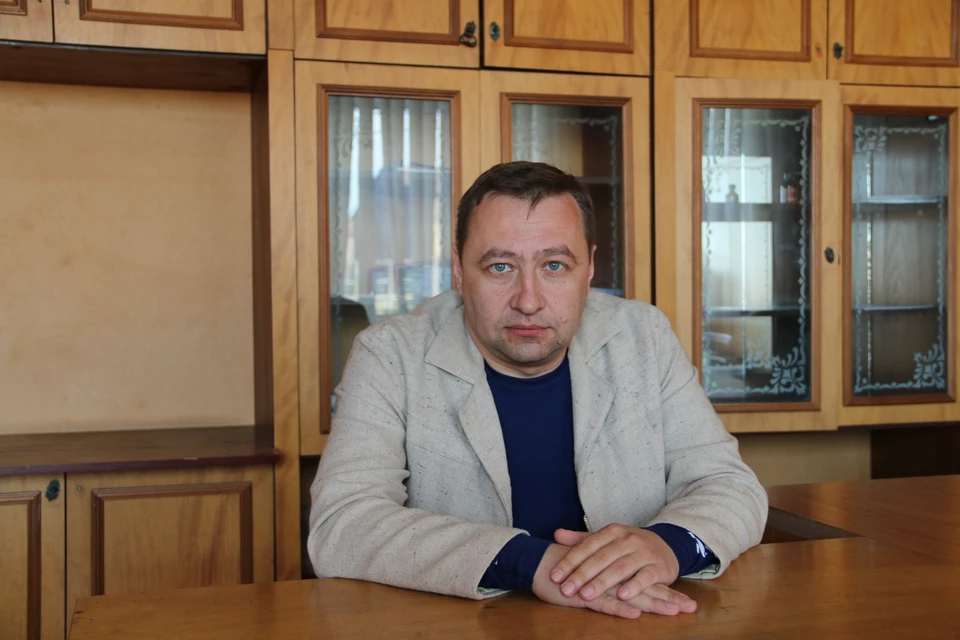 Директор рыбколхоза имени 1 Мая Сергей Лесков пообещал морякам "Норда" сохранить рабочие места, но не на прежних должностях.