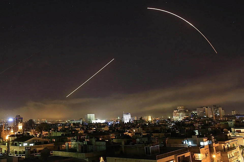Обстрелы начались около четырех часов утра по сирийскому времени 14 апреля. Фото: EAST NEWS