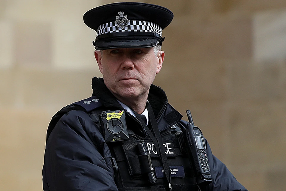 В посольство России в Лондоне стали поступать сообщения о немотивированных задержаниях и допросах сотрудниками пограничной службы МВД Великобритании и полиции российских граждан