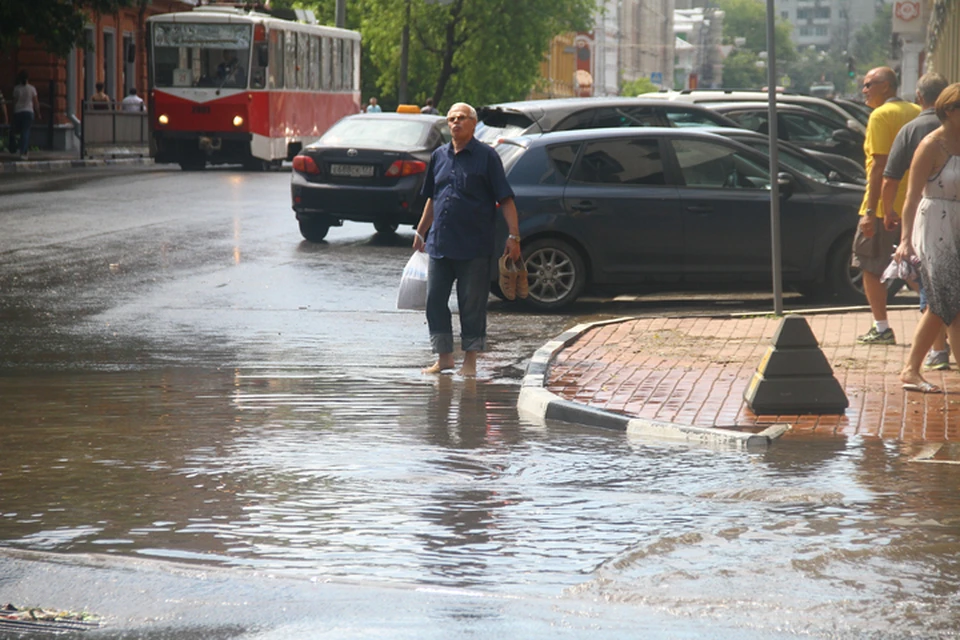 Летний ливень превратил Нижний Новгород в Венецию: центр города залило водой