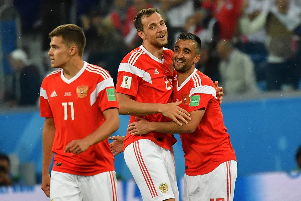 Победой над сборной Египта россияне оформили выход из группы ЧМ2018.