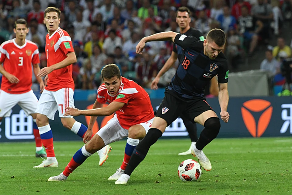 Сборная России проводит исторический матч на чемпионате мира по футболу 2018
