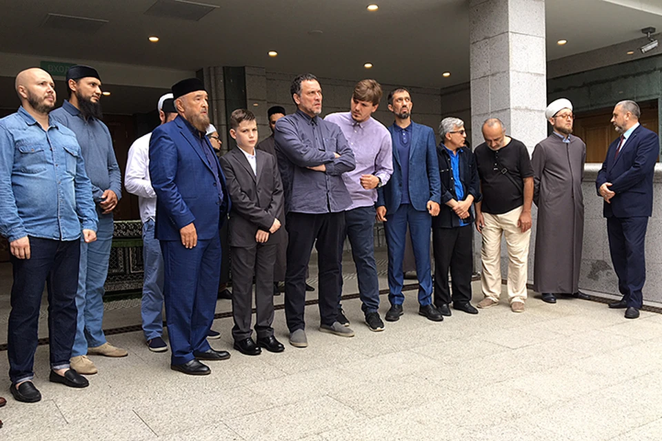 Церемонию прощания с Орханом Джемалем и поминальную мусульманскую молитву провели в Московской соборной мечети