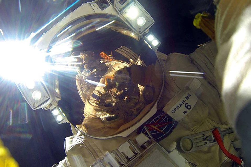Прямая трансляция выхода космонавтов на сайте kp.ru