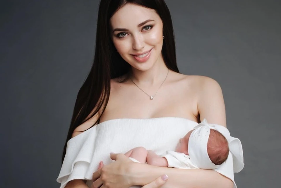 Анастасия Костенко и Дмитрий Тарасов назвали дочь Миланой. Фото:Instagram