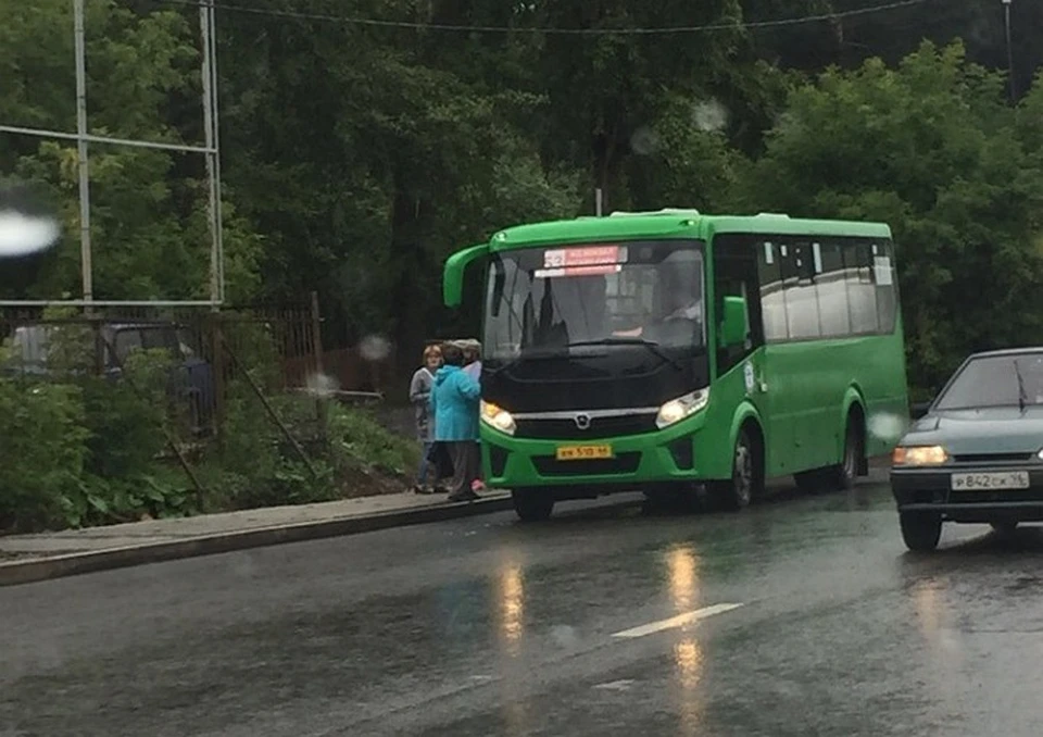 Ближний транспорт. Маршрут 053 автобуса Екатеринбург. 09 Автобус Екатеринбург. 053 Маршрутка Екатеринбург. 53 Автобус Екатеринбург.