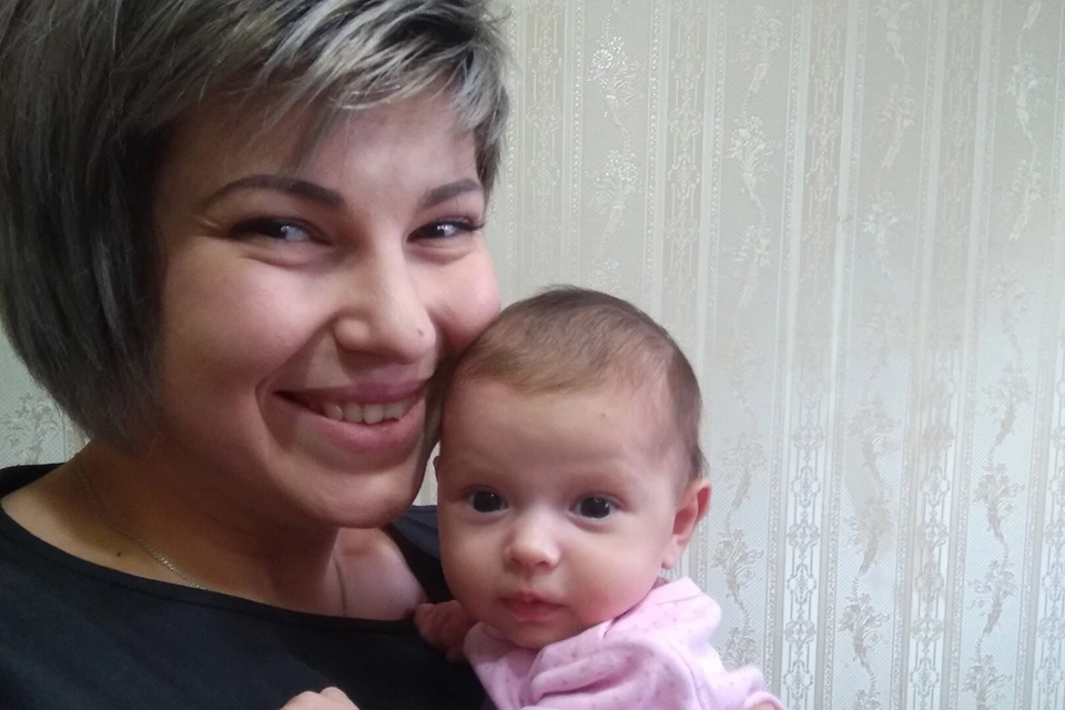 Веста Романова борется за здоровье своей новорожденной дочери Кристины.