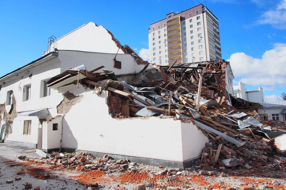 Сейчас вместо зала кинотеатра - просто руины. Фото: Правительство Новосибирской области