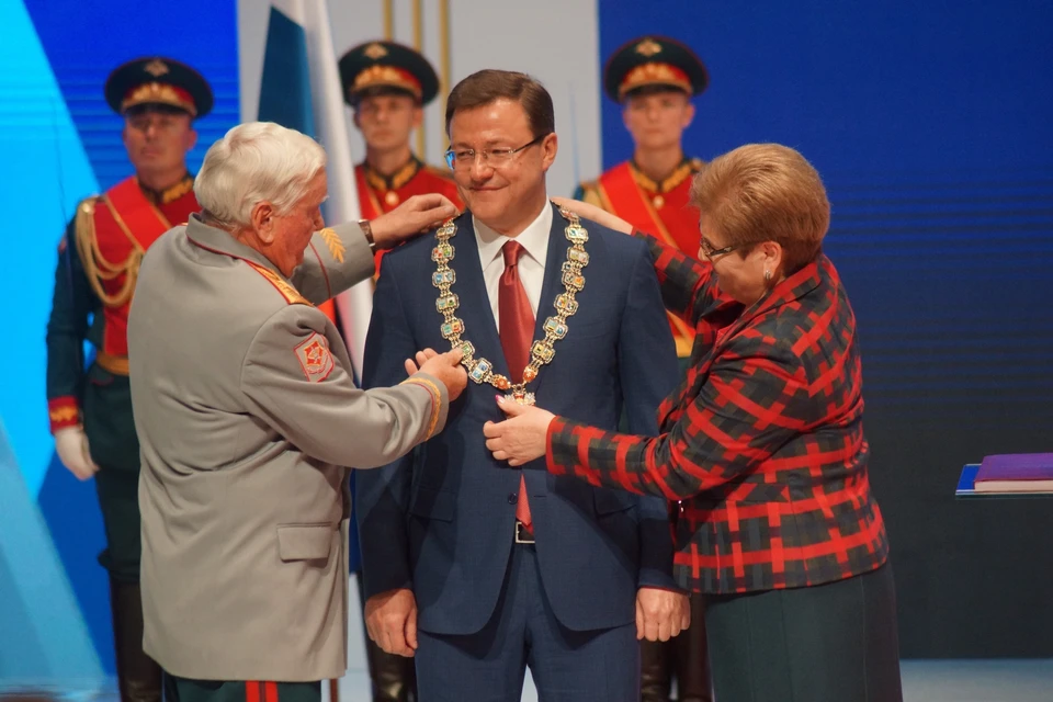Дмитрий Азаров теперь официально губернатор