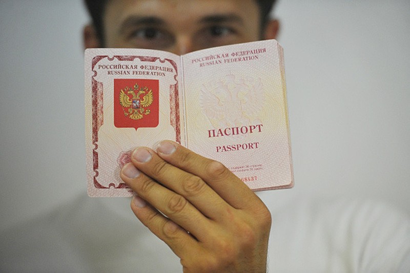 Решено: граждане Молдовы смогут получить российский паспорт упрощенно, по решению президента