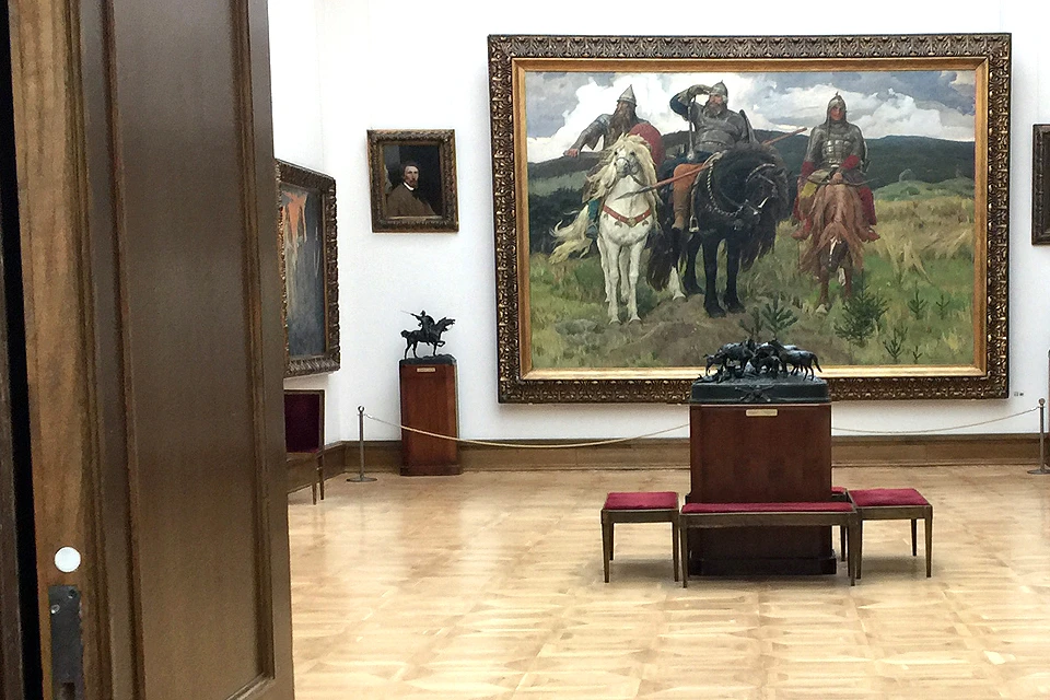 Бесплатный вход в музеи Москвы в 2018 году также бывает во время культурных акций «Ночь в музее», «Ночь искусств», в День города или в новогодние праздники.