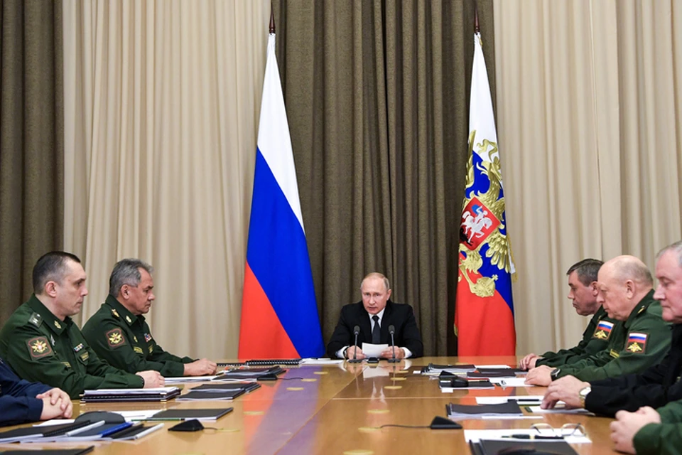 Президент начал традиционный цикл совещаний с руководством минобороны. Фото: Алексей Никольский/ТАСС