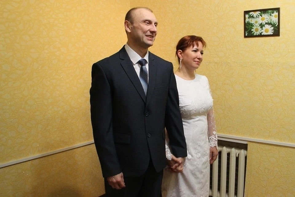 Олег и Виктория поженились прямо в колонии