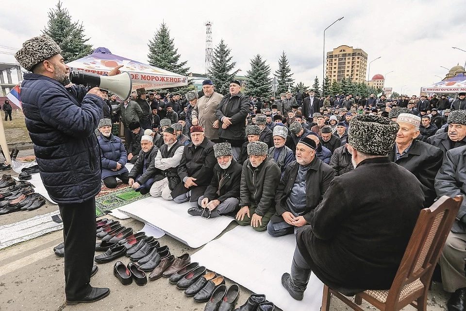 После подписания этой осенью соглашения о границе между республиками в Ингушетии прошли митинги против передачи Чечне части территорий. Фото: Владимир СМИРНОВ/ТАСС