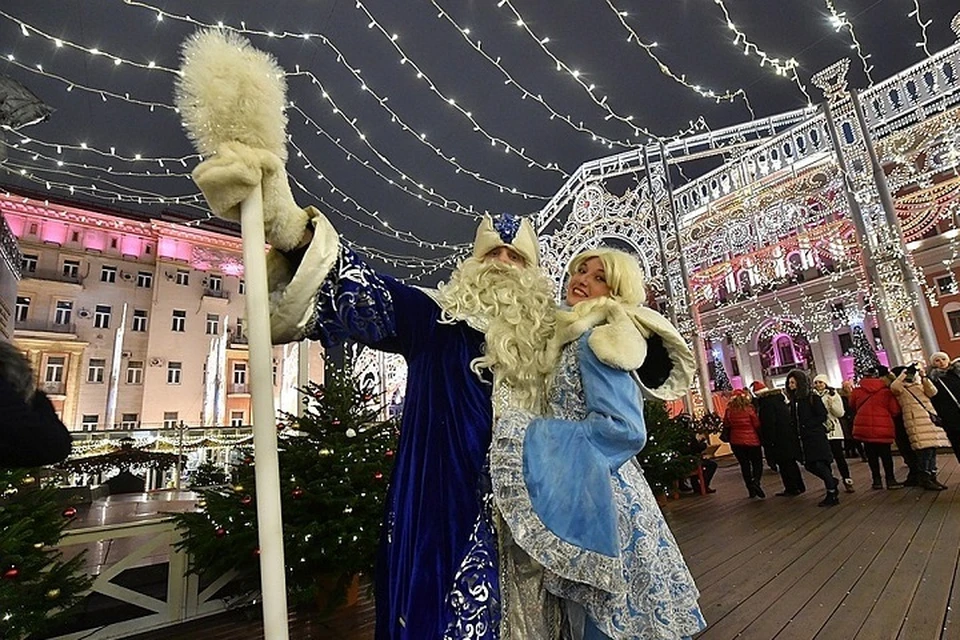 В сам Новый год-2019 с 23.00 до 3.00 на Красной площади будет организована настоящая карнавальная ночь.
