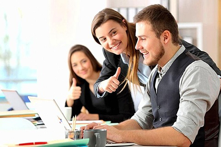 Эксперты оценивают бизнес-климат по 15 параметрам: права собственности, степень внедрения инноваций, уровень налогообложения, технологии, уровень коррупции, свободу