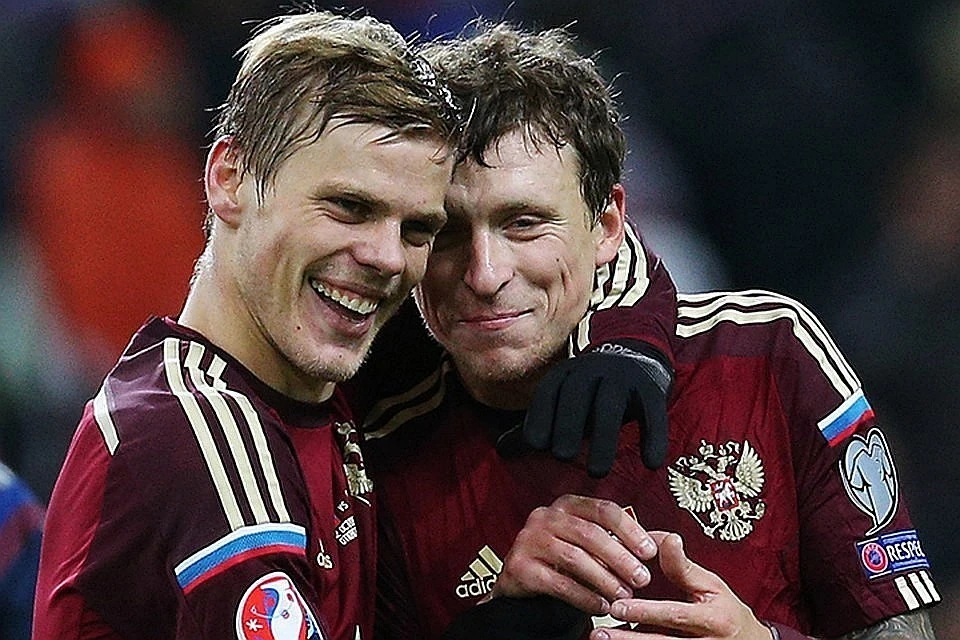 Футболисты Павел Мамаев и Александр Кокорин. Фото: Станислав Красильников/ТАСС