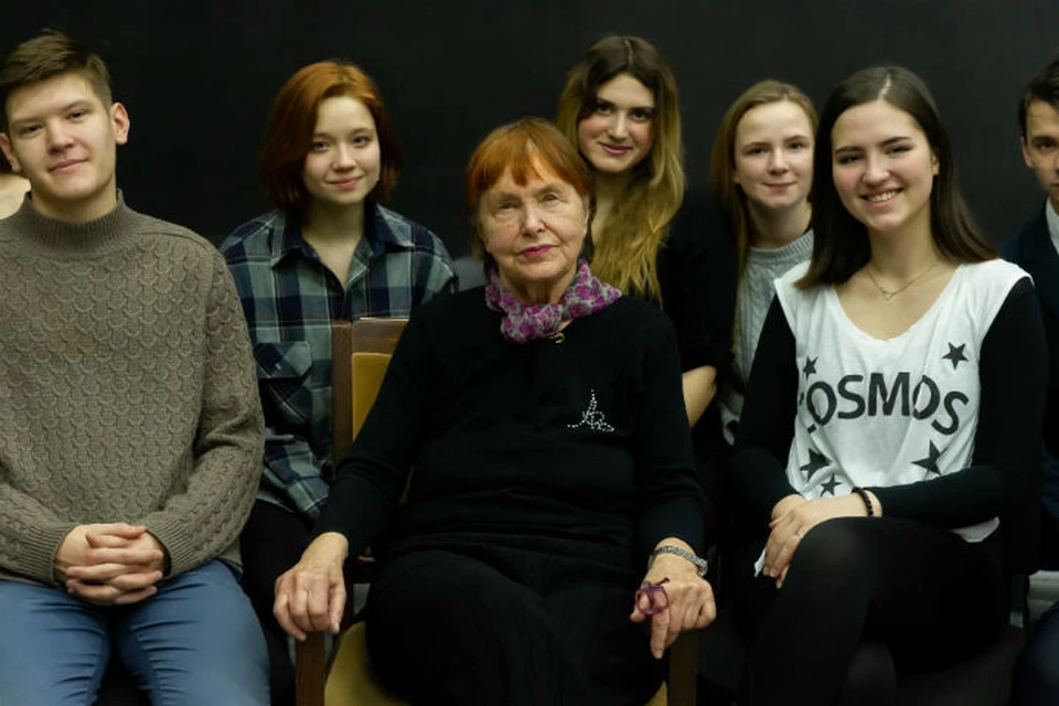 За полвека с лишним Дженни Николаевна успела разработать и прочесть студентам с десяток уникальных курсов.