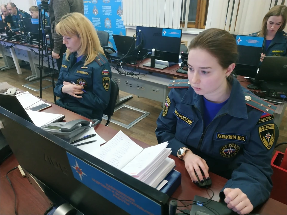 В штабе круглые сутки следили за развитием ситуации, но не доследили