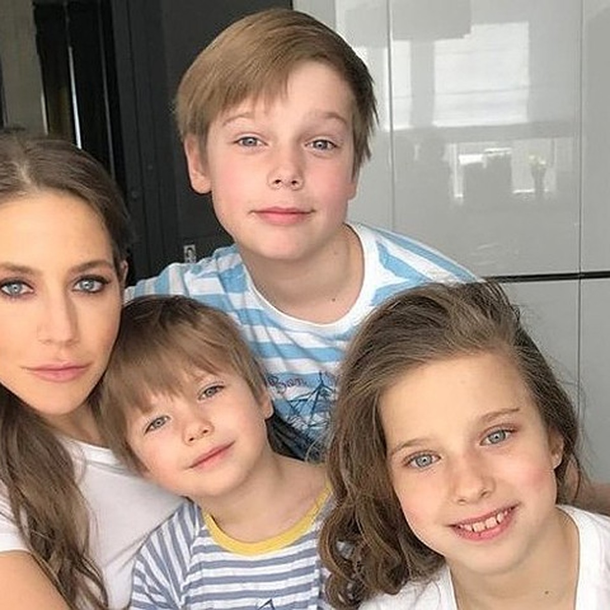 Юлия Барановская с детьми 2020